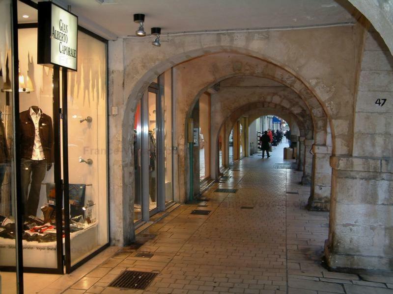 Appartement Au Calme Centre Ville A 2 Pas Du Vieux Marche La Rochelle  Exterior photo